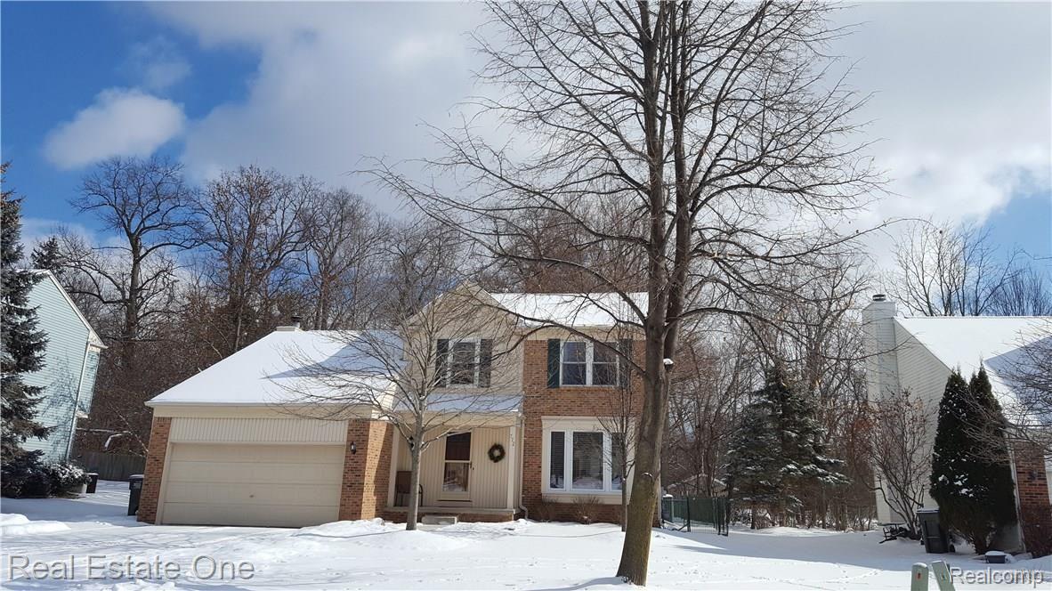 772 Whitney Drive Rochester, MI 48307 - Photo 1 of 27 772 Whitney Dr 1.jpg