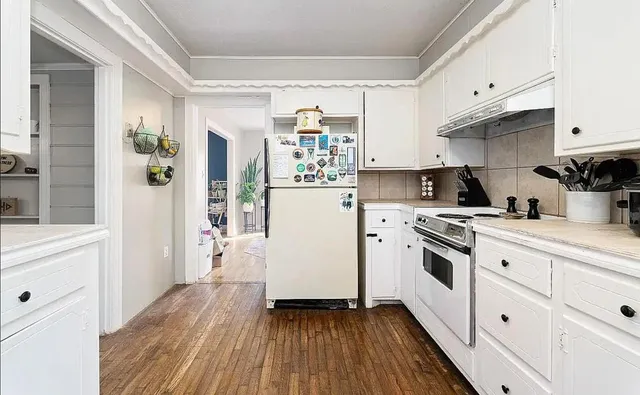 $1,295 | 2402 29th Street, Unit FRONT, Lubbock, TX 79411