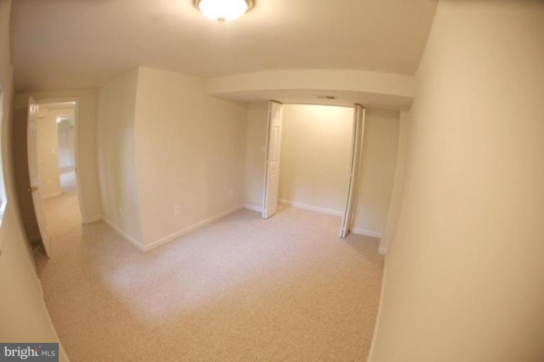 6802 Rolling Road Springfield, VA 22152 - Photo 23 of 28 Bedroom #4