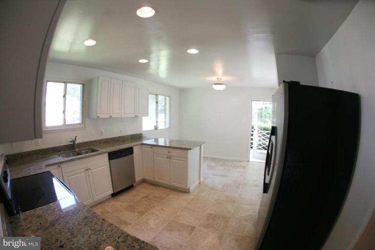 6802 Rolling Road Springfield, VA 22152 - Photo 6 of 28 Other #2