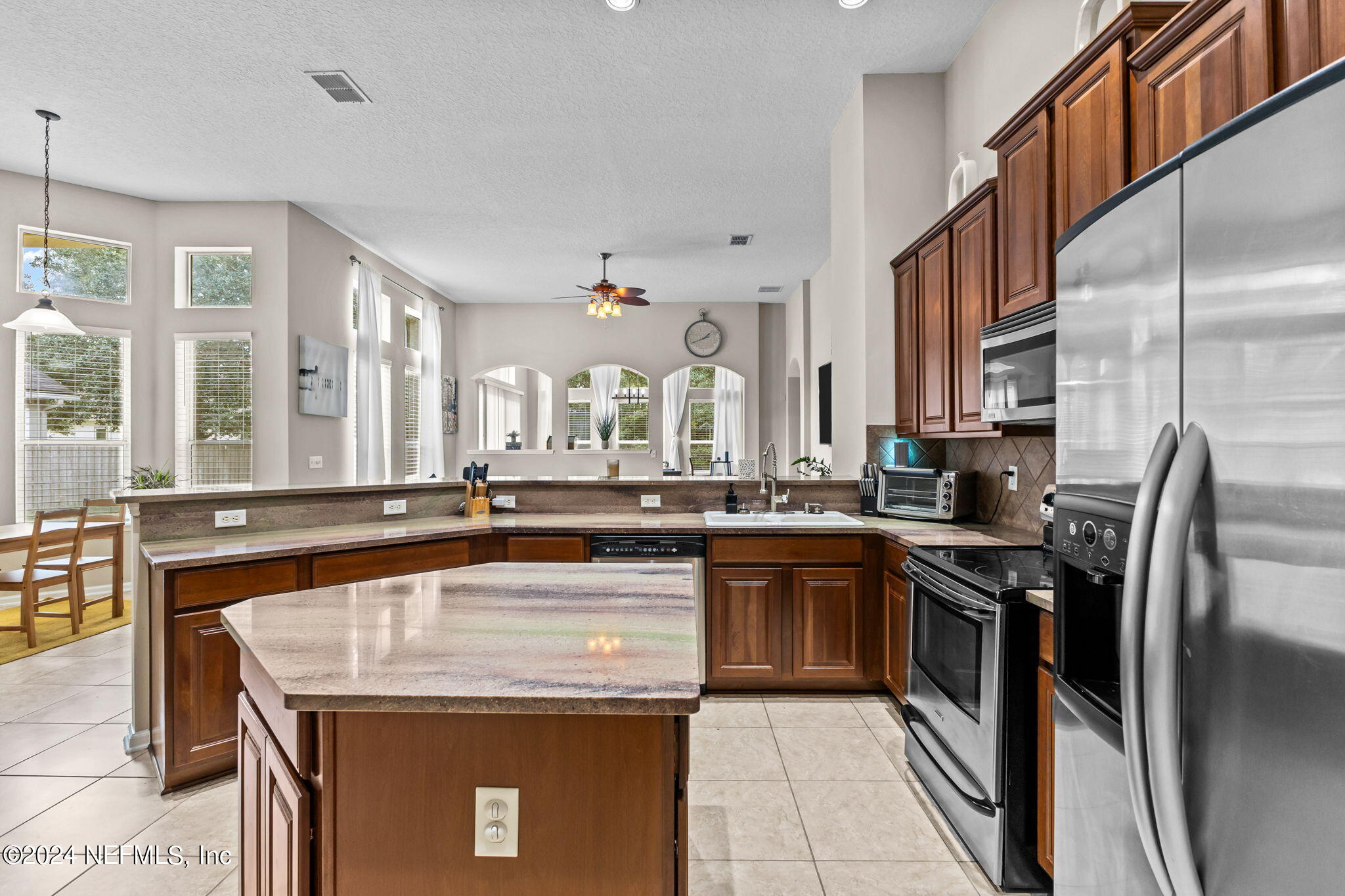 6044 White Tip Road Jacksonville, FL 32258 - Photo 15 of 45 16-WeGoFar_6044WhiteTipRd_016