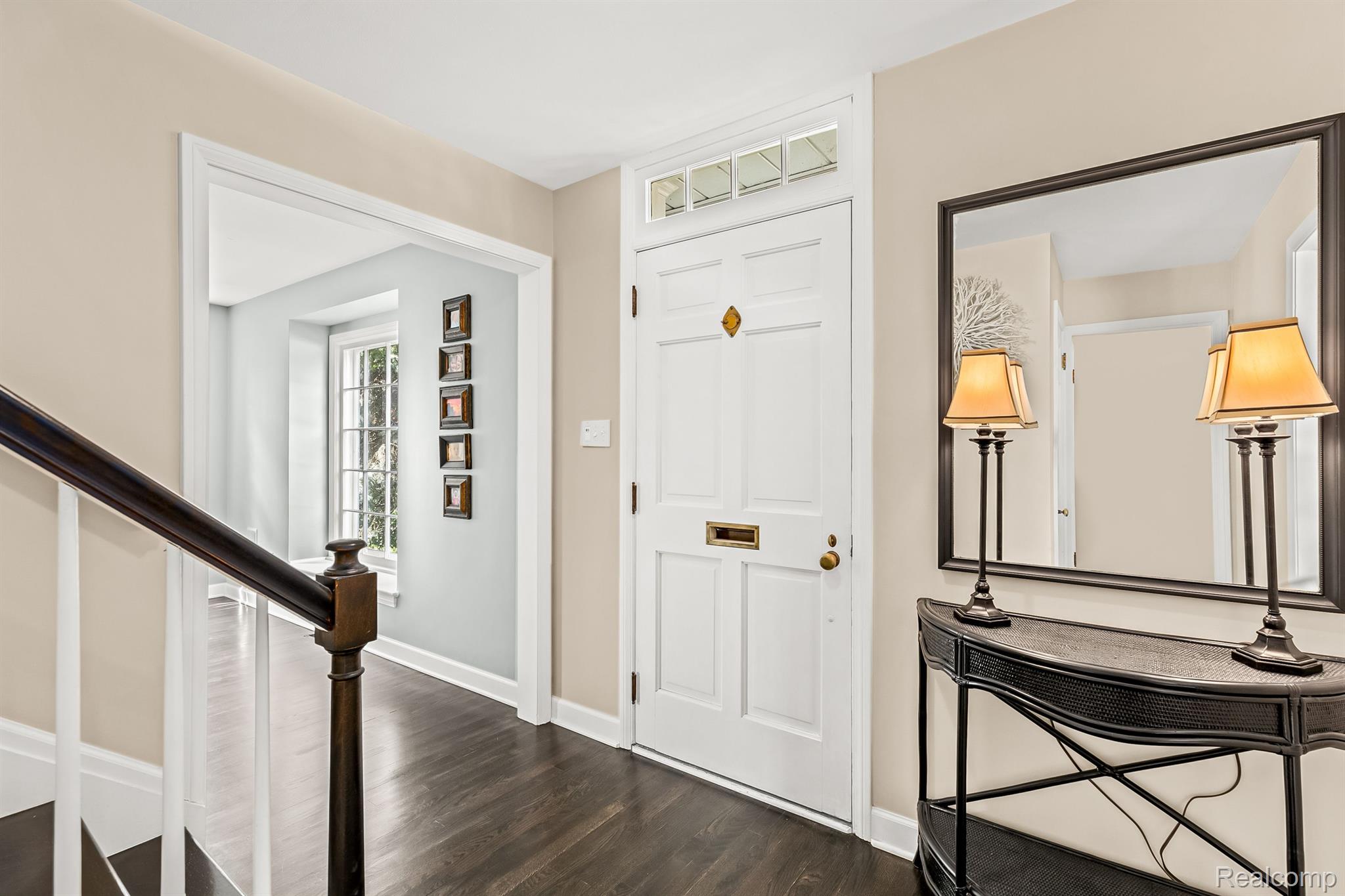 1844 Yorkshire Road Birmingham, MI 48009 - Photo 13 of 38 Gallery Image 13