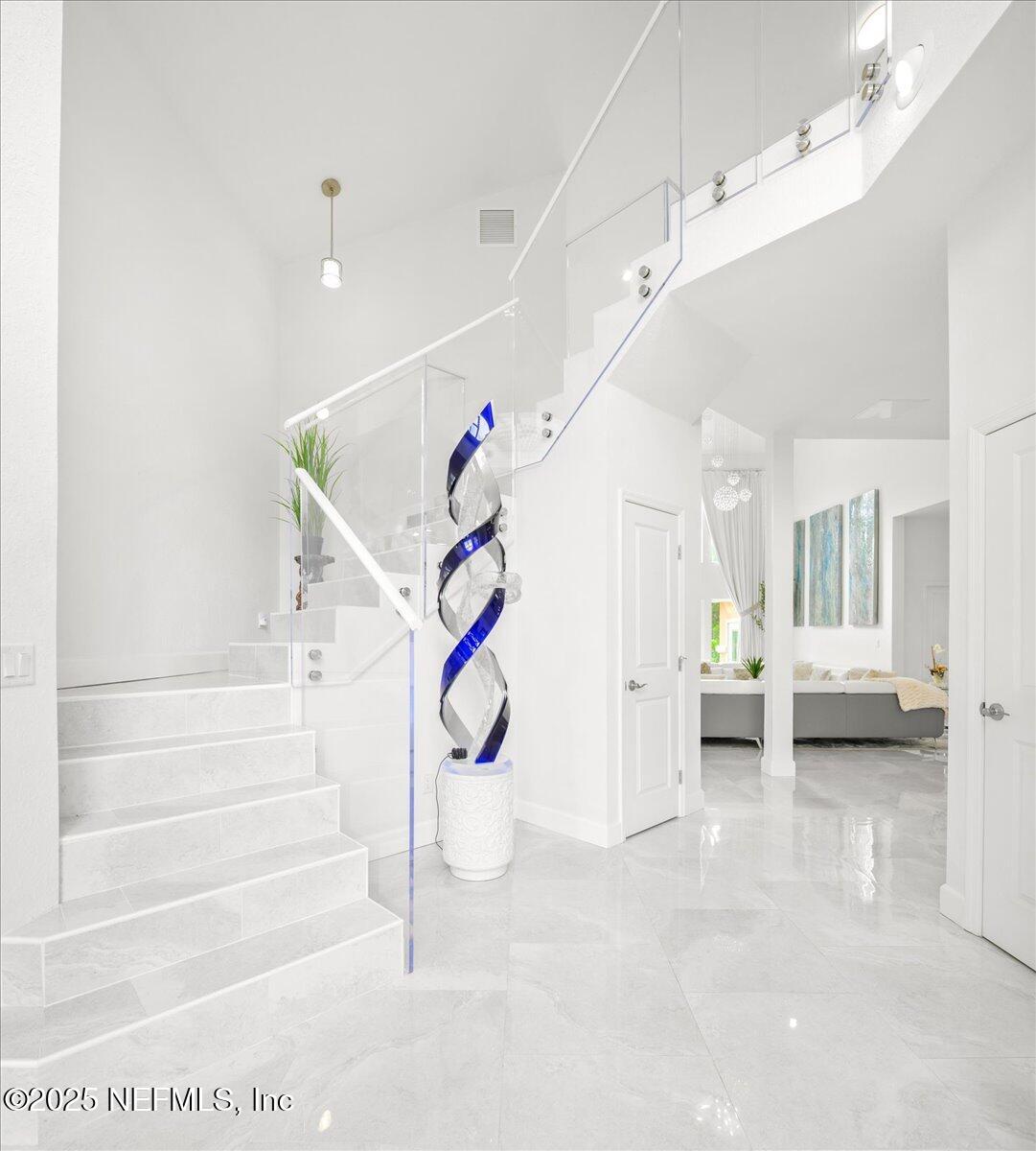 9835 Southwest 80th Place Hampton, FL 32044 - Photo 16 of 75 16-JWLeeMedia2504107156-Pano