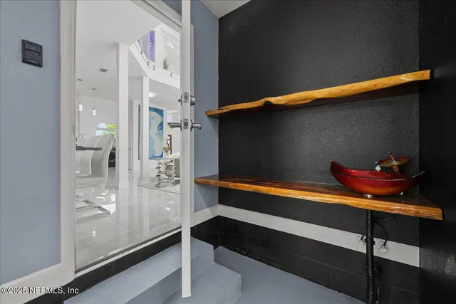 $1,230,000 | 9835 Southwest 80th Place, Hampton, FL 32044