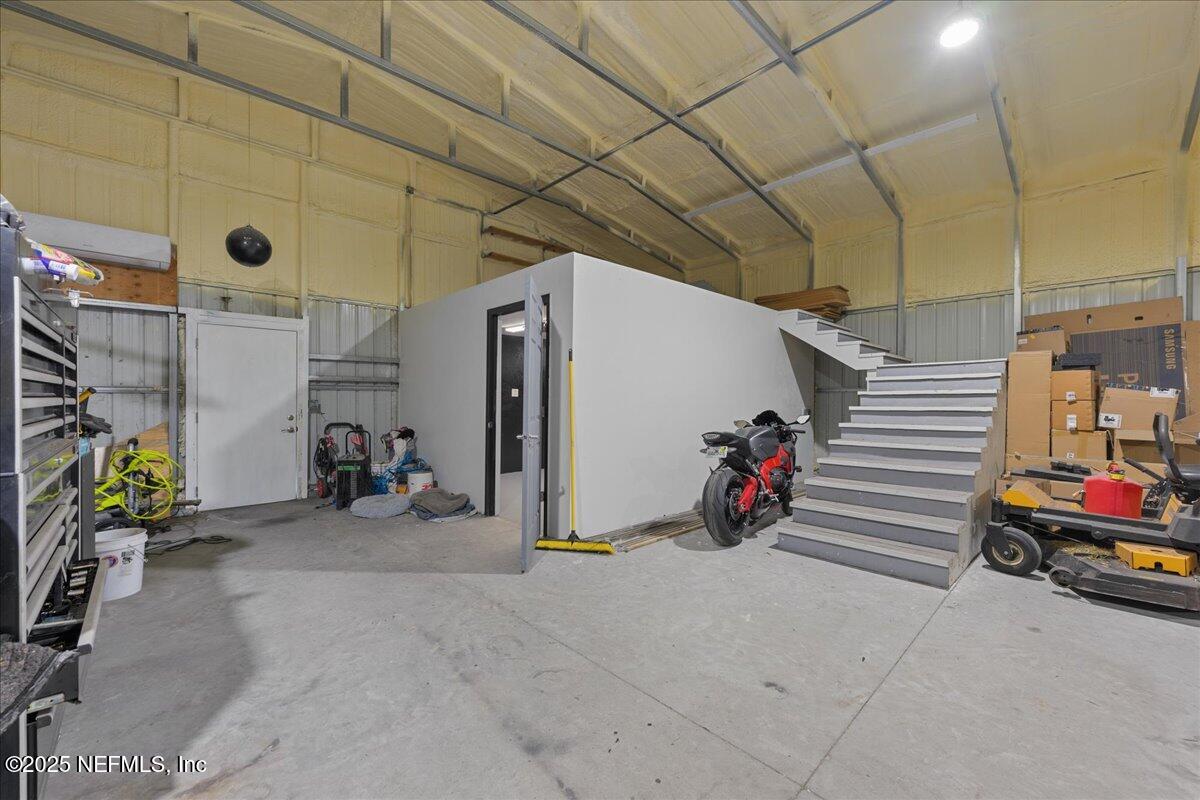 9835 Southwest 80th Place Hampton, FL 32044 - Photo 58 of 75 58-JWLeeMedia2504107333