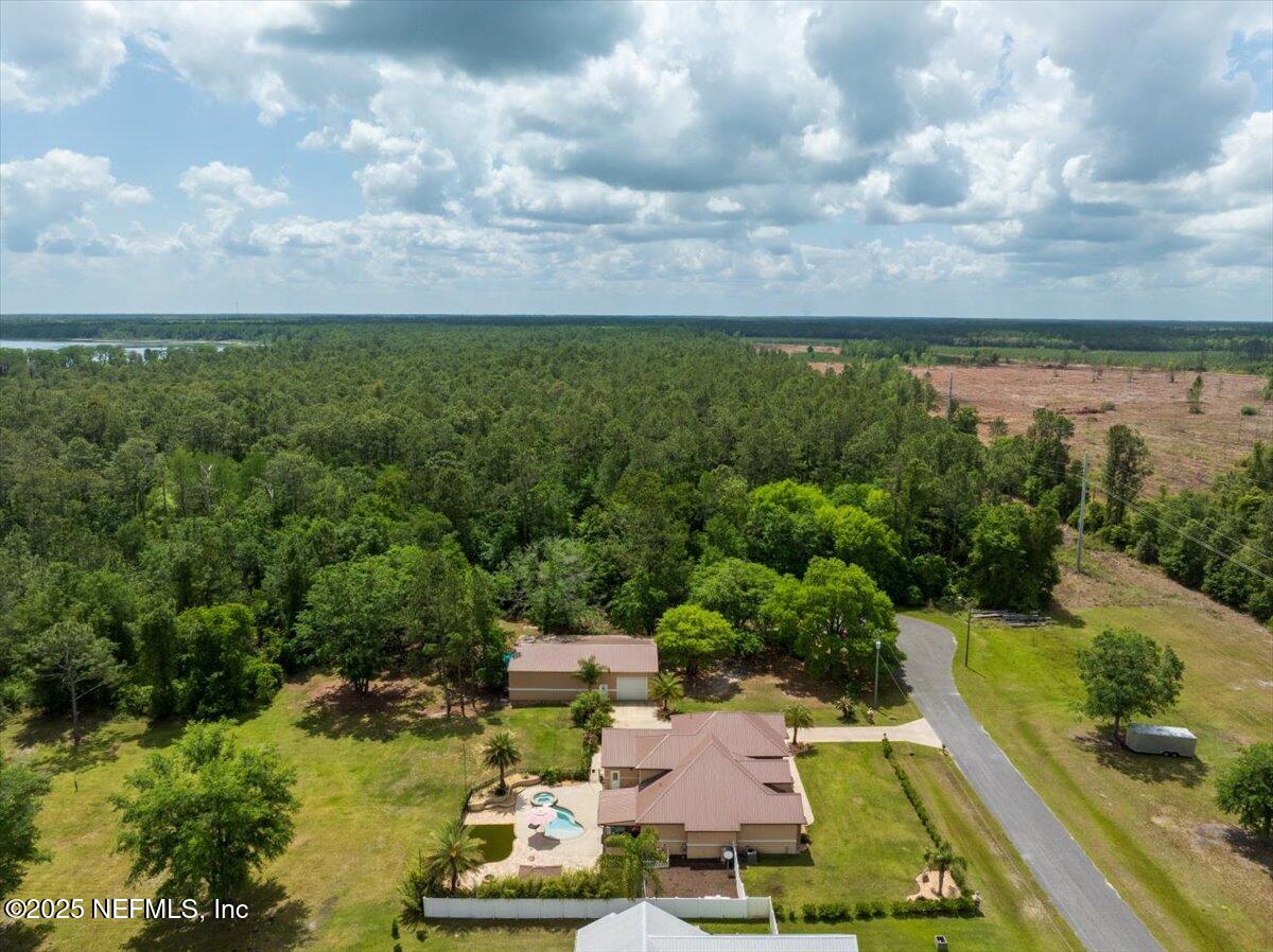 9835 Southwest 80th Place Hampton, FL 32044 - Photo 73 of 75 74-JWLeeMediaAerial2504103265-HDR