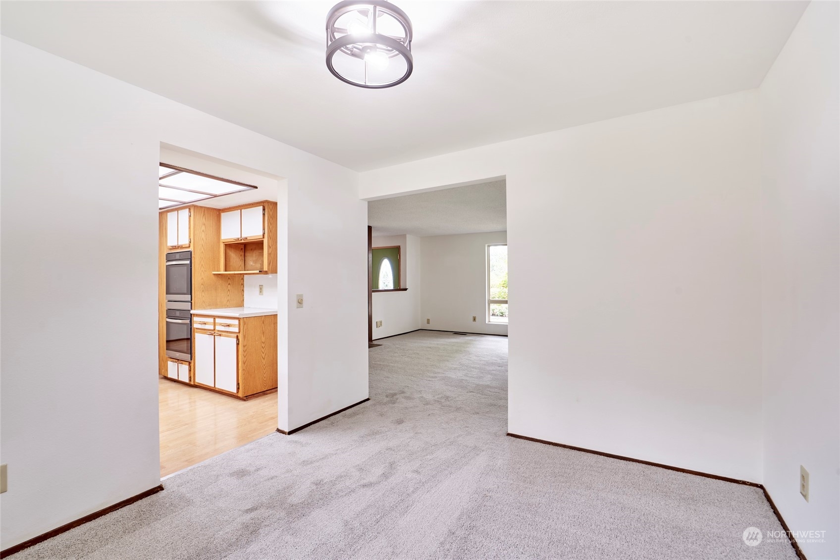 12631 Southeast 185th Place Renton, WA 98058 - Photo 6 of 38 Gallery Image 6