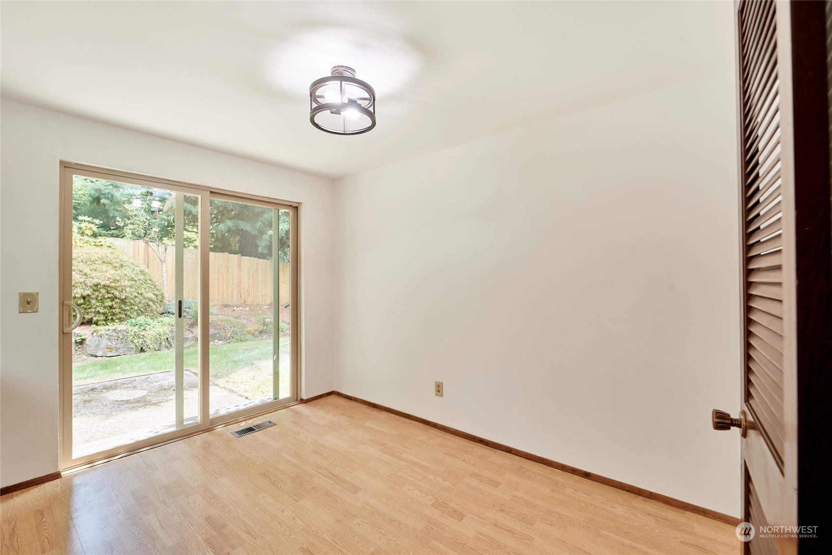 12631 Southeast 185th Place Renton, WA 98058 - Photo 9 of 38 Gallery Image 9