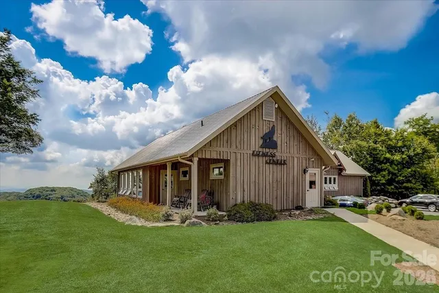 $488,000 | 210 Spring Valley Drive, Unit 624 & 625, Mars Hill, NC 28754