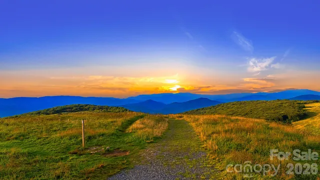 $488,000 | 210 Spring Valley Drive, Unit 624 & 625, Mars Hill, NC 28754