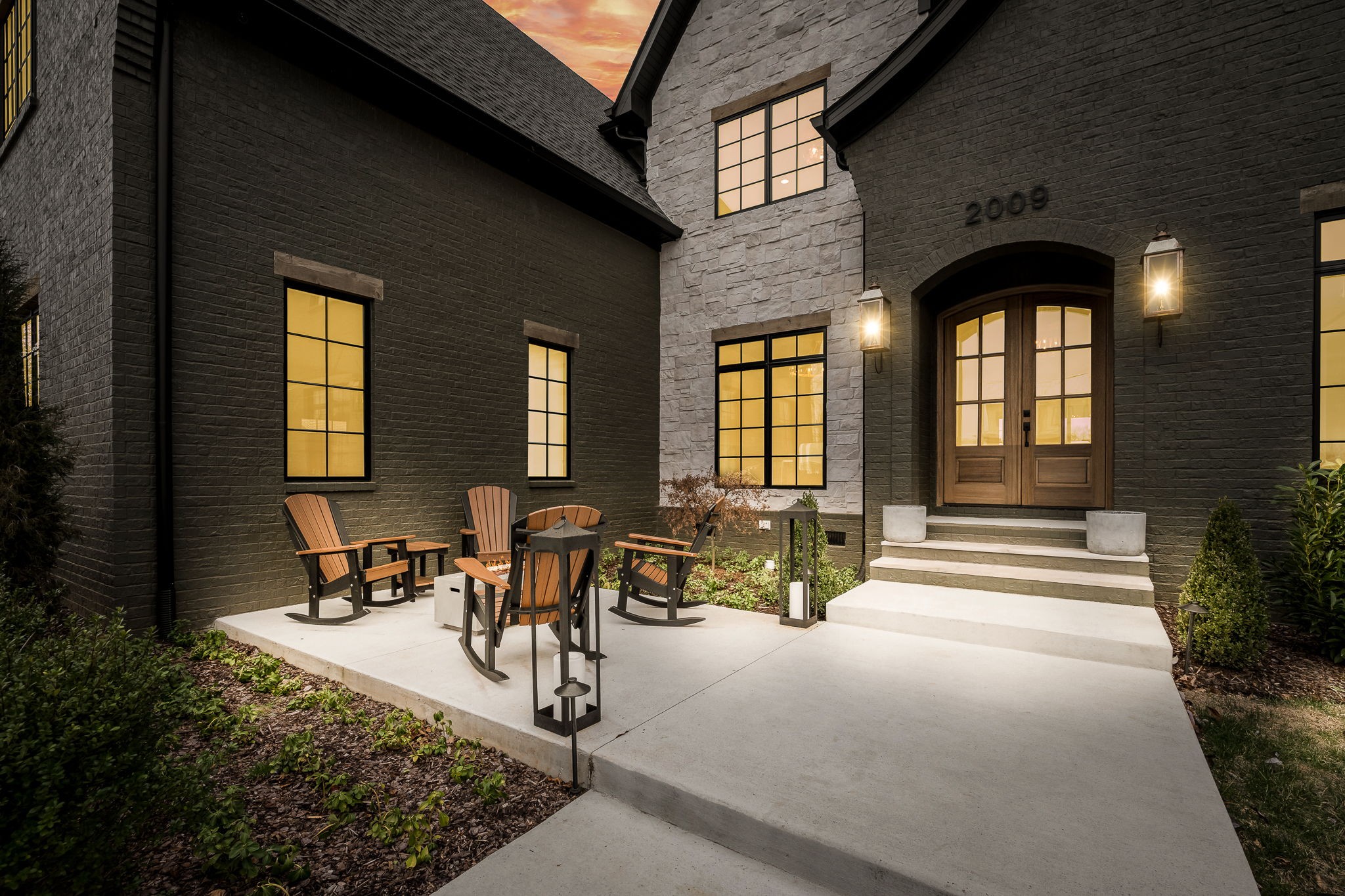 2009 Moccasin Trail Murfreesboro, TN 37129 - Photo 2 of 100