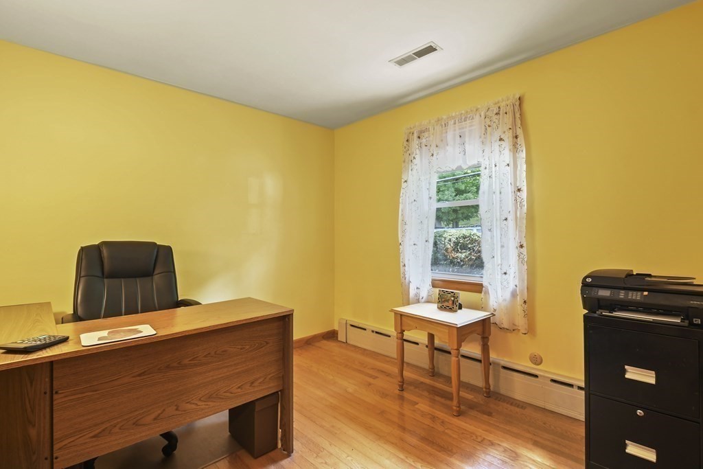 88 Cambridge Road Woburn, MA 01801 - Photo 17 of 31 Gallery Image 17
