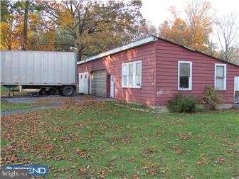 189 Stitzer Road Oley, PA 19522 - Photo 3 of 12 Garage