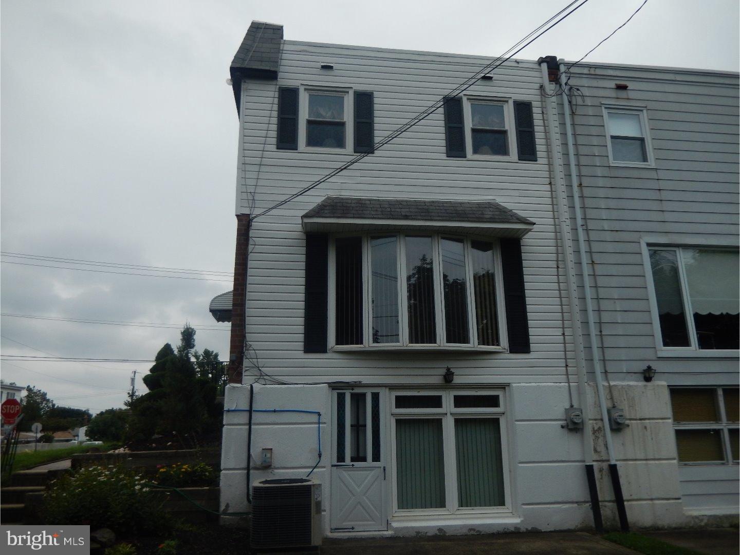 1119 Morefield Road Philadelphia, PA 19115 - Photo 3 of 22 Exterior Back