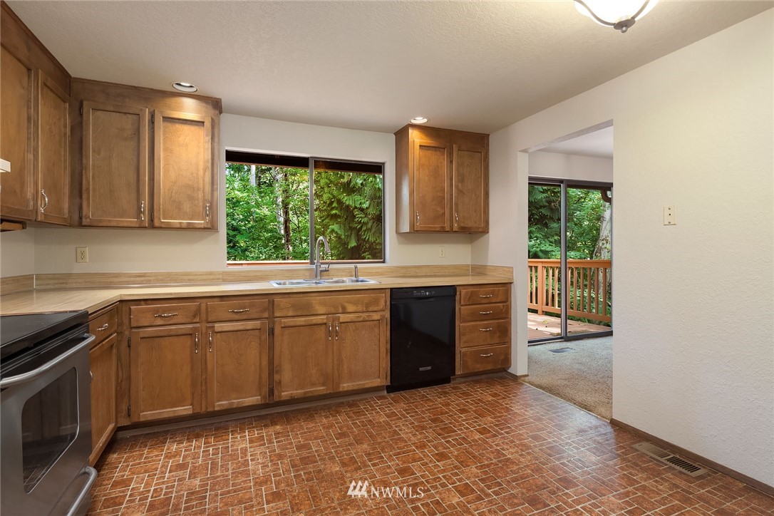 22611 Echo Lake Road Snohomish, WA 98296 - Photo 5 of 23 Gallery Image 5