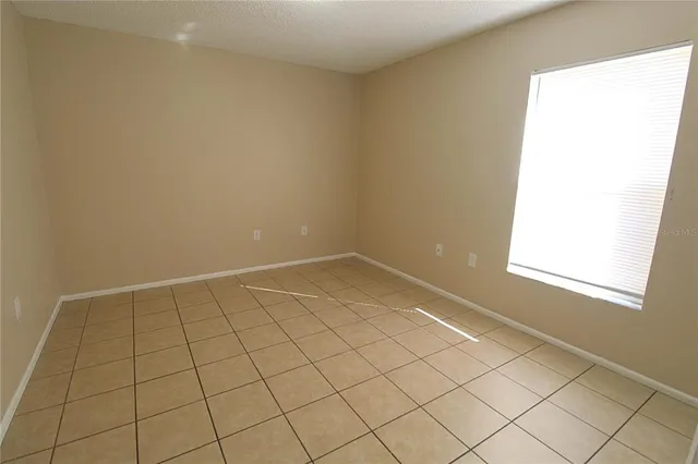 $2,150 | 1604 27th Avenue East, Bradenton, FL 34208