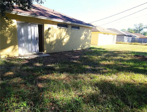 $2,150 | 1604 27th Avenue East, Bradenton, FL 34208
