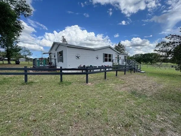 $300,000 | 19231 Northwest Highway 335, Williston, FL 32696