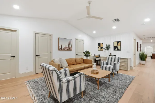 $1,699,999 | 2315 North 42nd Street, Phoenix, AZ 85008