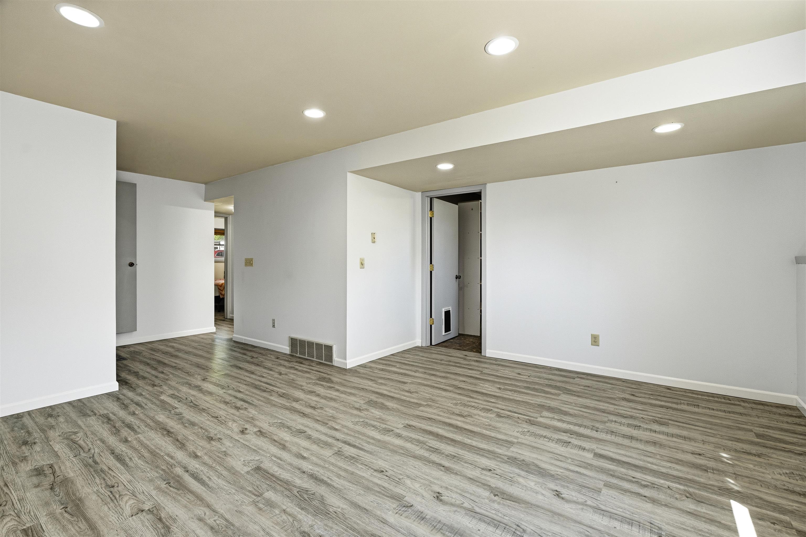 166 Martin Fond du Lac, WI 54935 - Photo 18 of 32