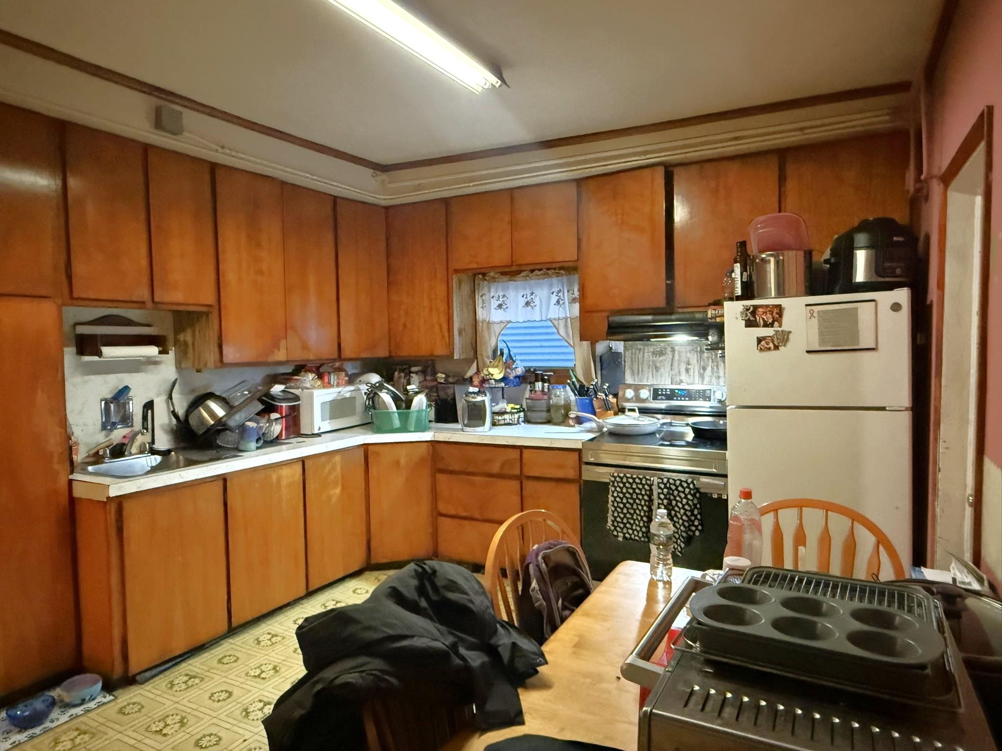 27 Brooklyn Street, Unit 27 & 27 1 Barre, VT 05641 - Photo 3 of 34