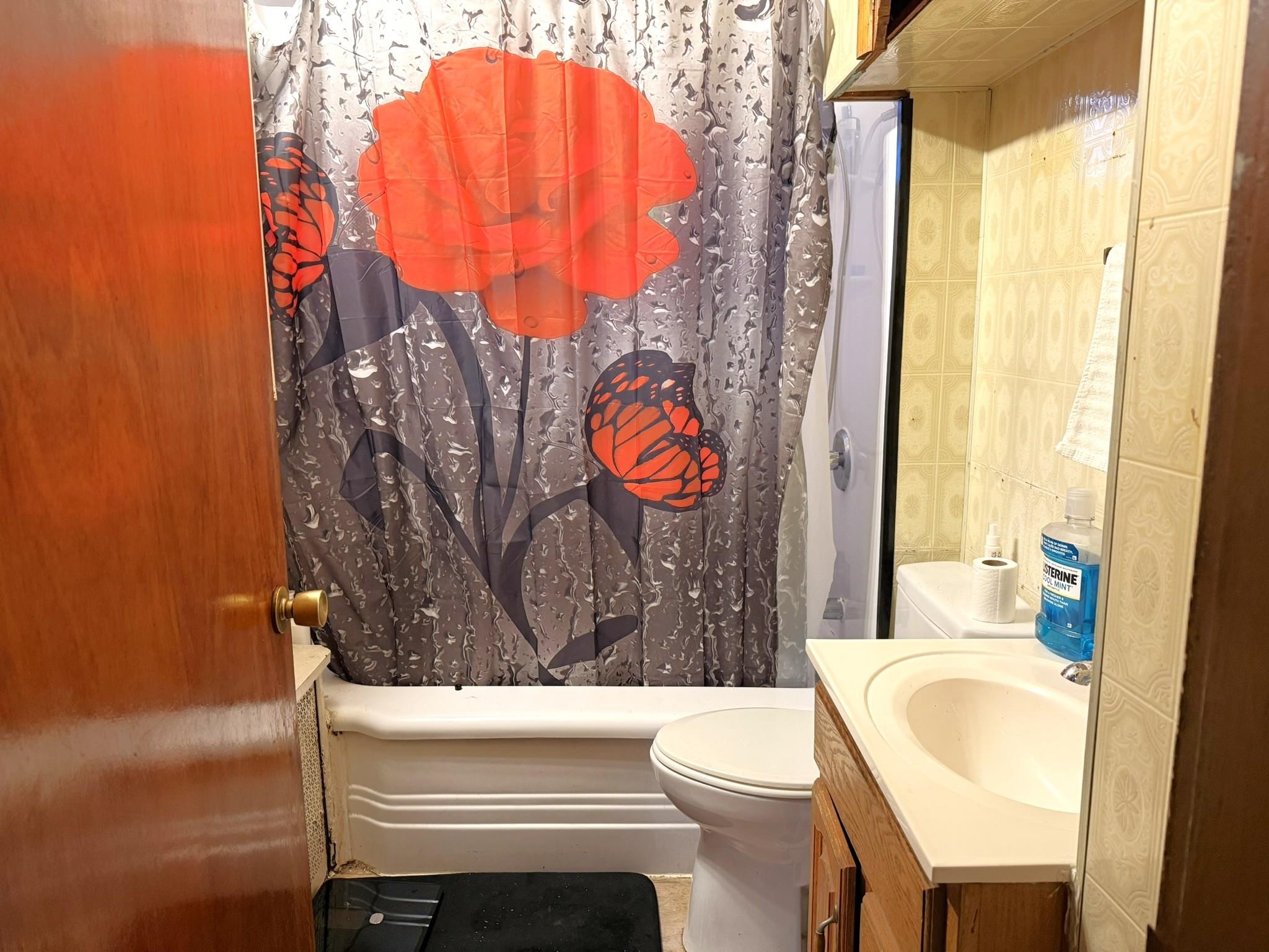 27 Brooklyn Street, Unit 27 & 27 1 Barre, VT 05641 - Photo 8 of 34