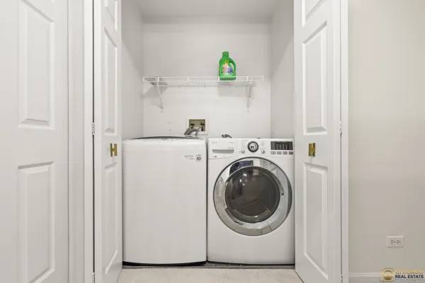 $3,600 | 1495 Dearborn Court, Unit 1495, Mount Prospect, IL 60056