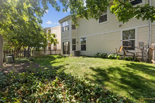 $3,600 | 1495 Dearborn Court, Unit 1495, Mount Prospect, IL 60056