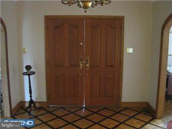 875 Meadowcroft Road West Chester, PA 19382 - Photo 6 of 12 Foyer