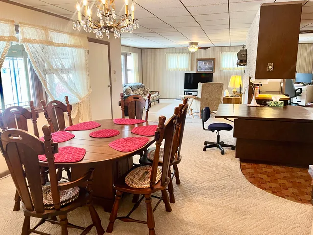 $225,000 | 3414 Parkway Boulevard, Two Rivers, WI 54241