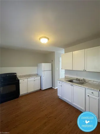 $995 | 210 Woodnell Street, Unit G, Greensboro, NC 27405