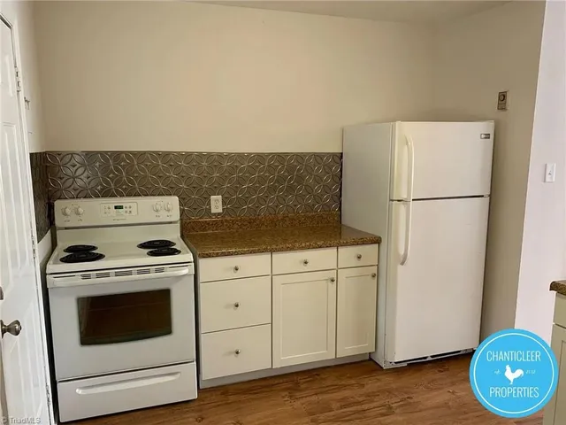 $995 | 210 Woodnell Street, Unit G, Greensboro, NC 27405