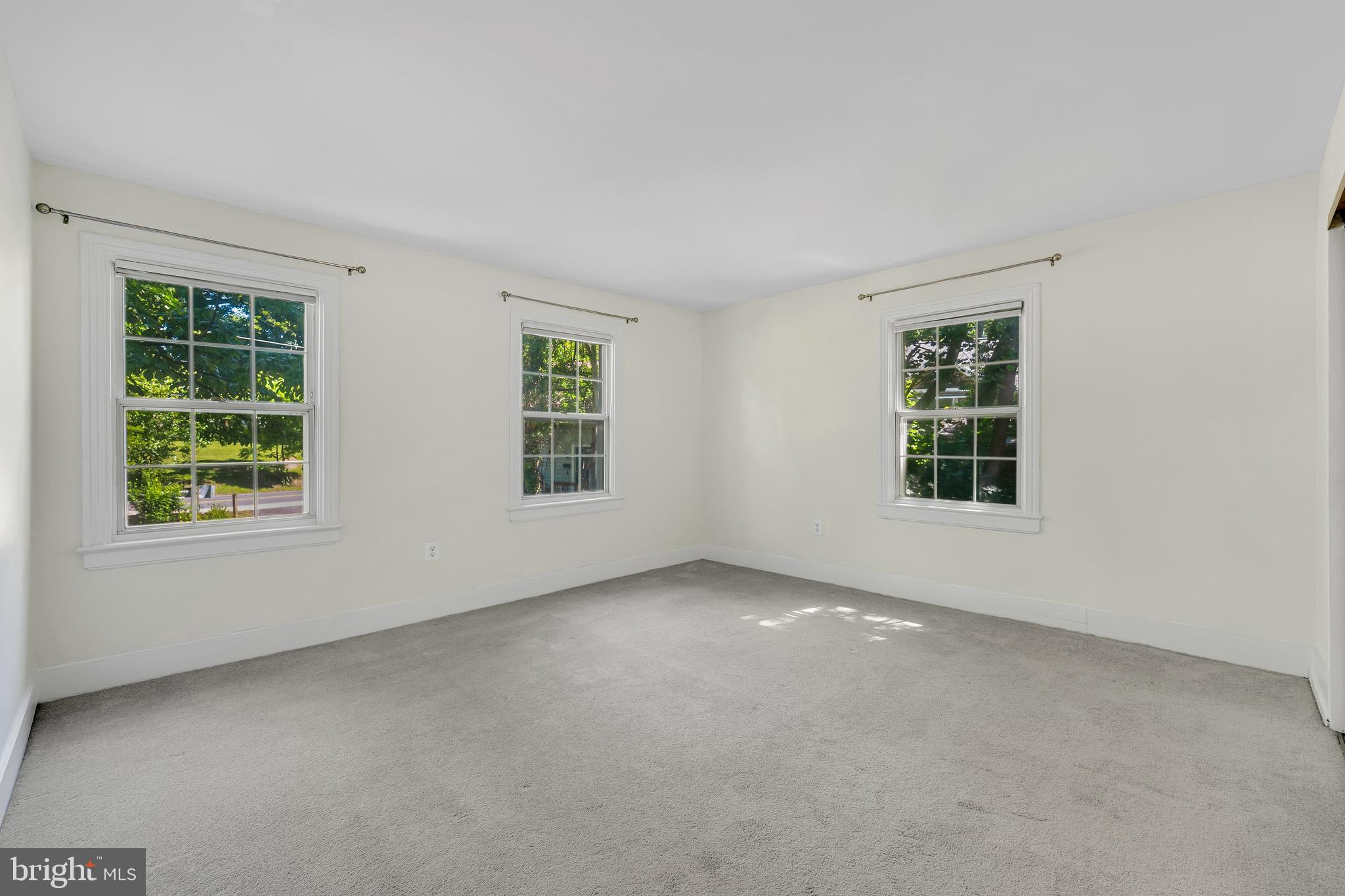 2418 Forest Glen Road Silver Spring, MD 20910 - Photo 17 of 23