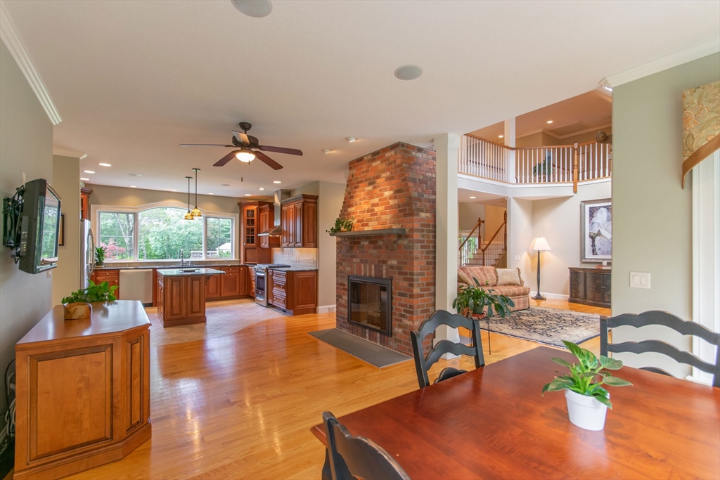 7 Western View Road Holyoke, MA 01040 - Photo 18 of 42