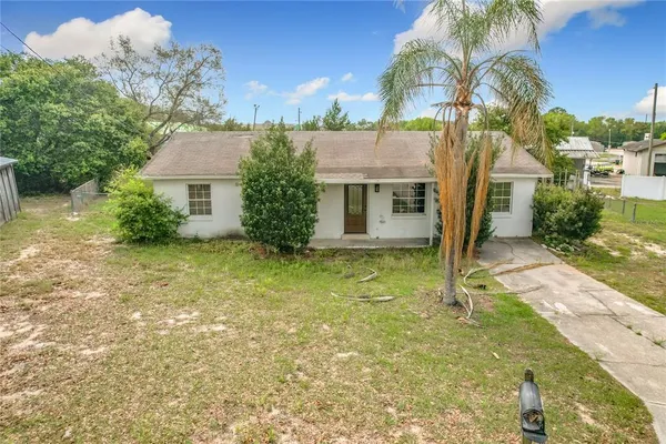 $2,075 | 201 Valencia Drive, Auburndale, FL 33823