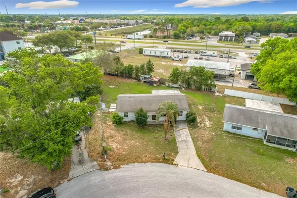 $2,075 | 201 Valencia Drive, Auburndale, FL 33823
