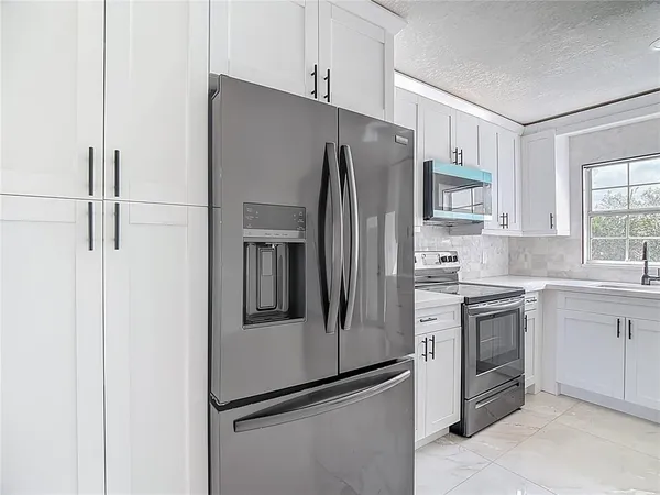 $2,075 | 201 Valencia Drive, Auburndale, FL 33823