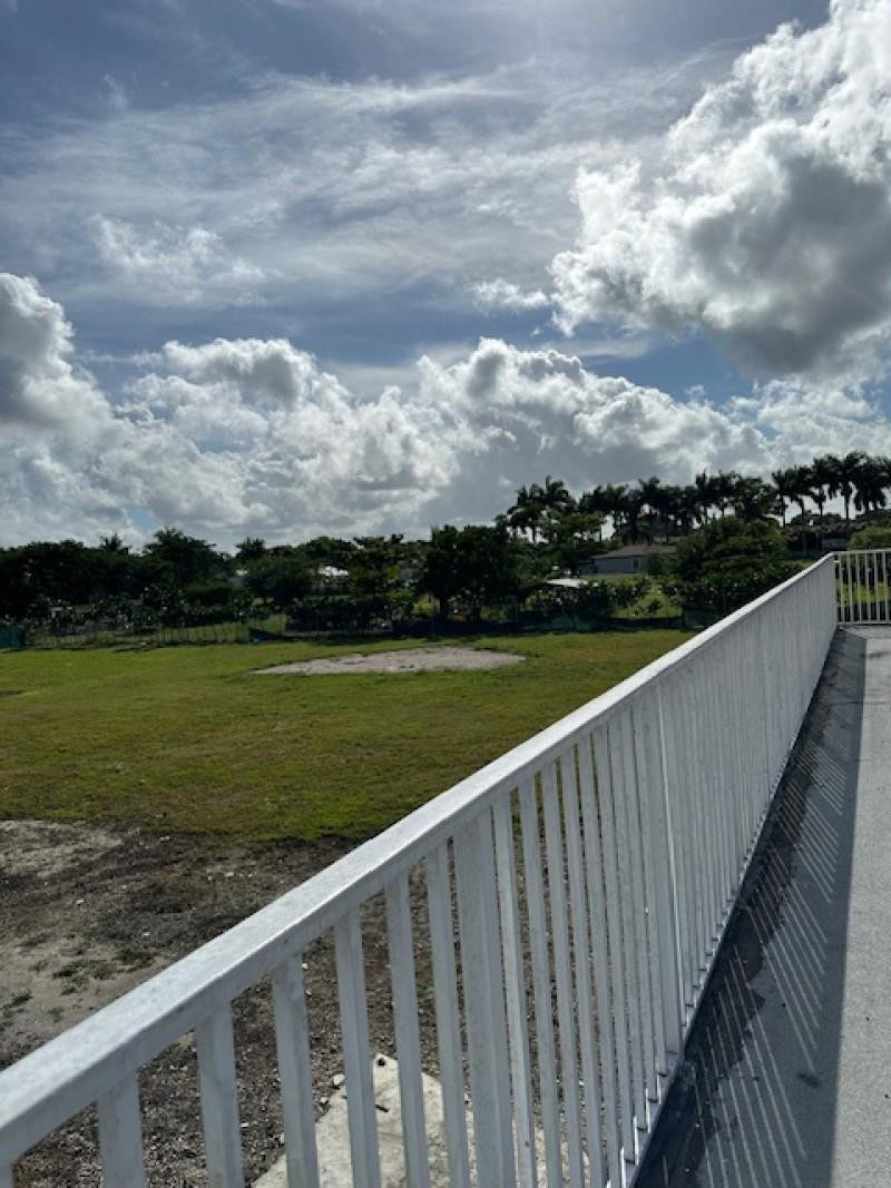 24001 Southwest 202nd Avenue Homestead, FL 33031 - Photo 9 of 17 Photo 9