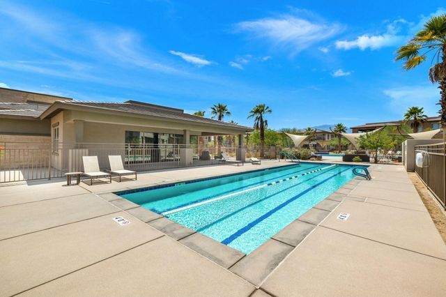 $6,000 | 302 Retreat Circle, Palm Desert, CA 92260