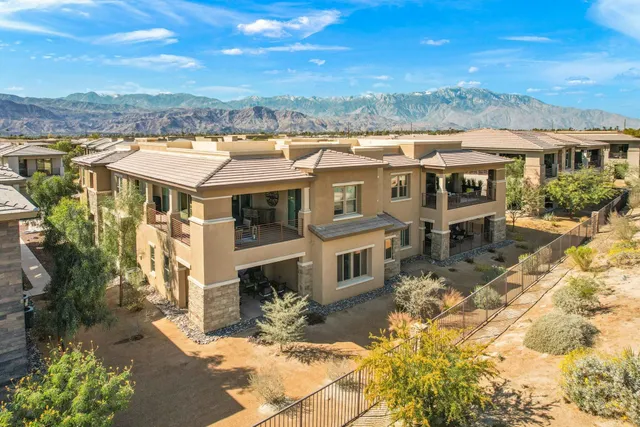 $6,000 | 302 Retreat Circle, Palm Desert, CA 92260