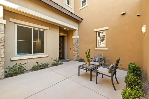 $6,000 | 302 Retreat Circle, Palm Desert, CA 92260