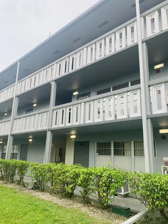 $1,200 | 7 Suffolk A, Boca Raton, FL 33434