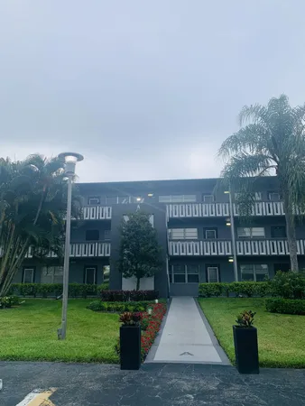 $1,200 | 7 Suffolk A, Boca Raton, FL 33434