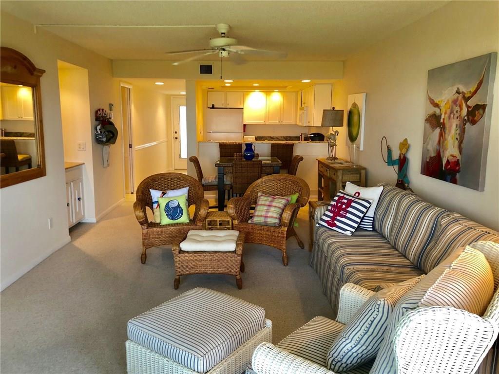 370 Northeast Edgewater Drive, Unit 103 Jensen Beach, FL 34957 - Photo 13 of 24