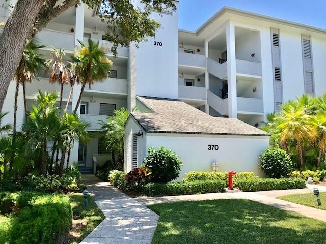 370 Northeast Edgewater Drive, Unit 103 Jensen Beach, FL 34957 - Photo 3 of 24