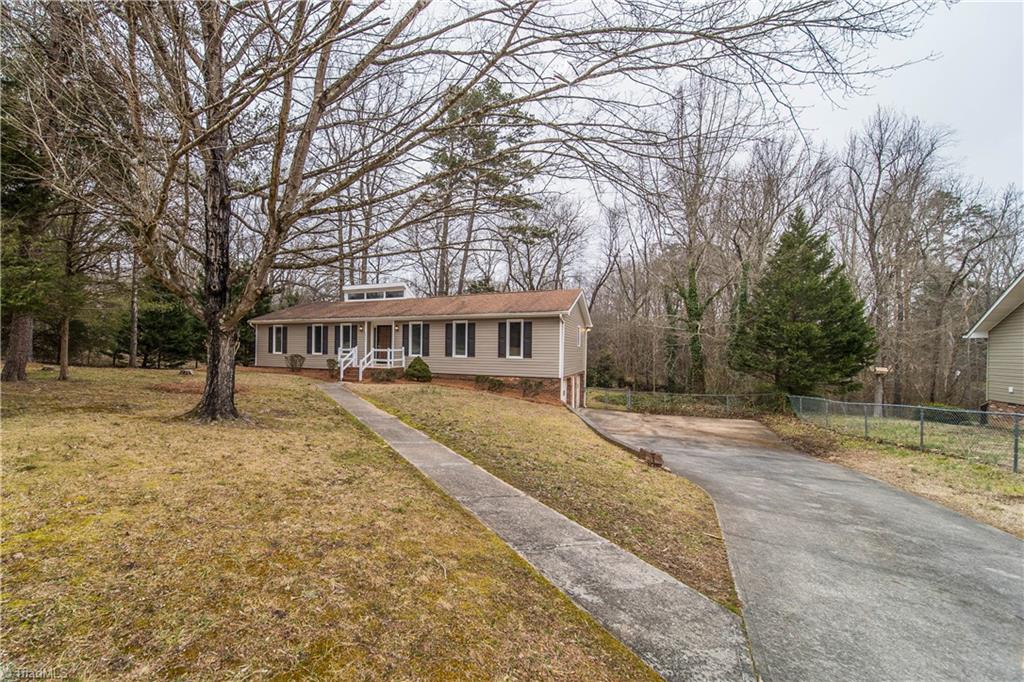 2849 Frye Bridge Road Clemmons, NC 27012 - Photo 2 of 34 Gallery Image 2