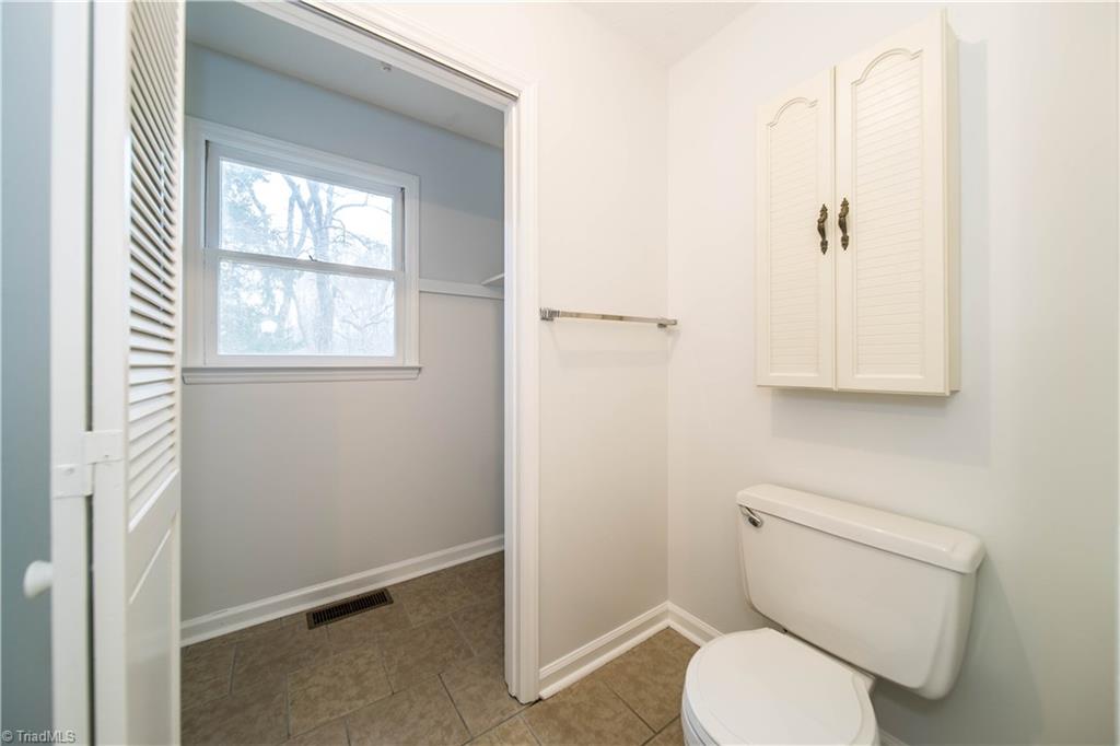 2849 Frye Bridge Road Clemmons, NC 27012 - Photo 17 of 34 Gallery Image 17
