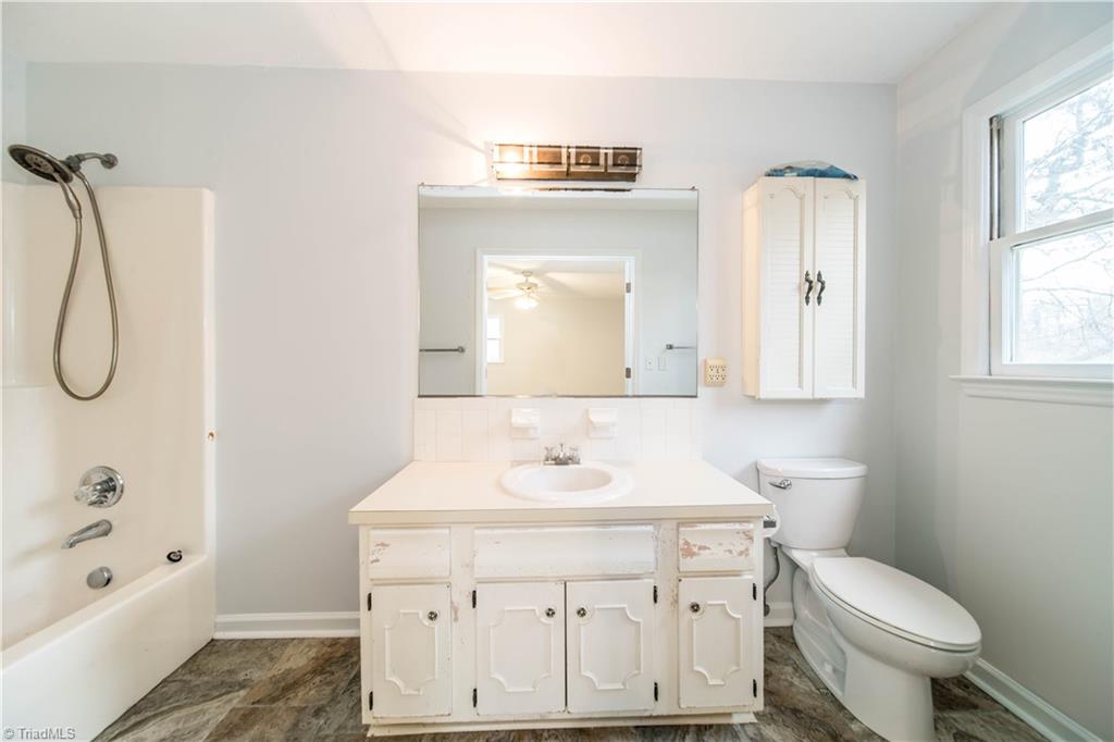 2849 Frye Bridge Road Clemmons, NC 27012 - Photo 19 of 34 Gallery Image 19