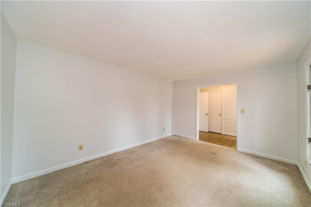 2849 Frye Bridge Road Clemmons, NC 27012 - Photo 20 of 34 Gallery Image 20