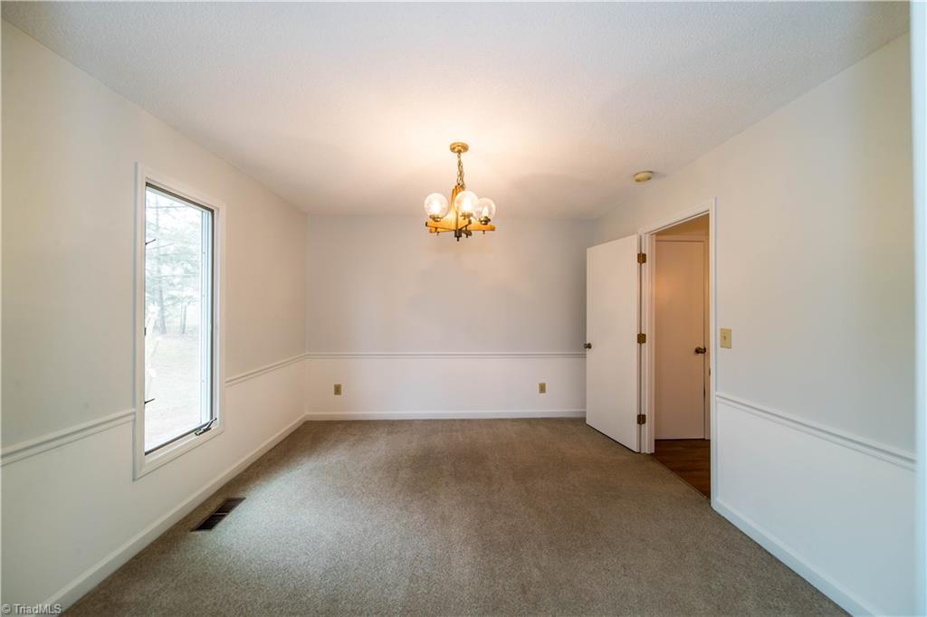 2849 Frye Bridge Road Clemmons, NC 27012 - Photo 5 of 34 Gallery Image 5